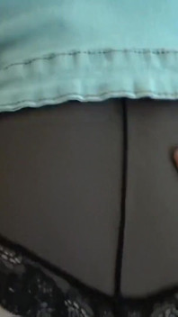 Booty call- gadis imut dengan stoking seksi dientot habis-habisan di rumah