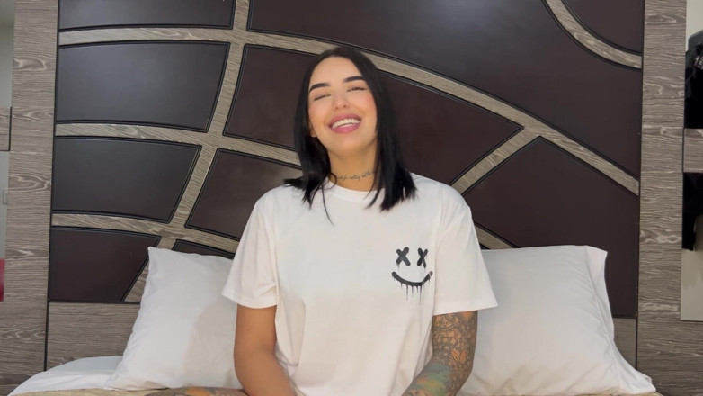 Fkn studio: Casting Lina Girard, cantik, menggairahkan
