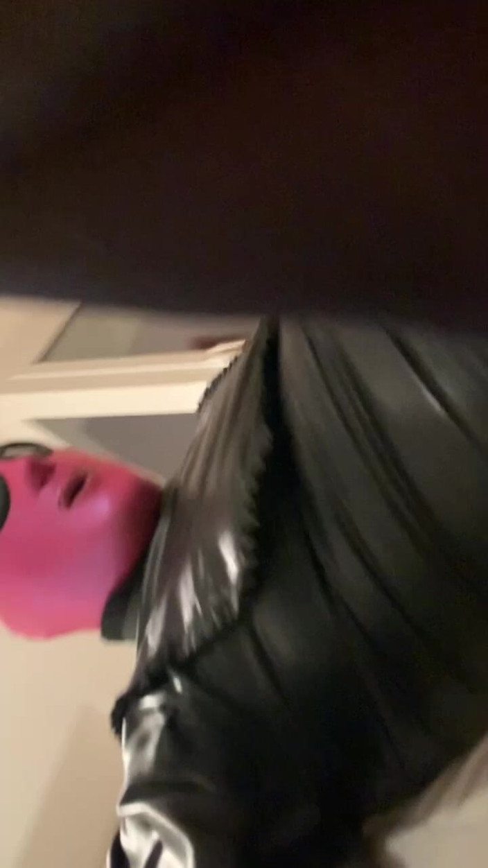 PervyLara: Zentai nylon mietjesslet cumwhore latex masker rubberpop slavin