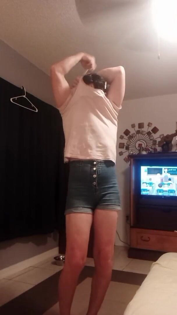 Leopard doggy productions: Video pendek Lisa b.