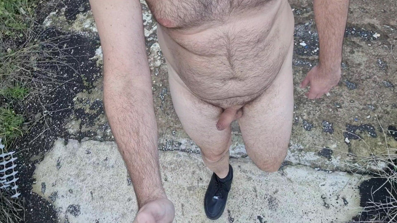 Mirko2589: Walking All Naked