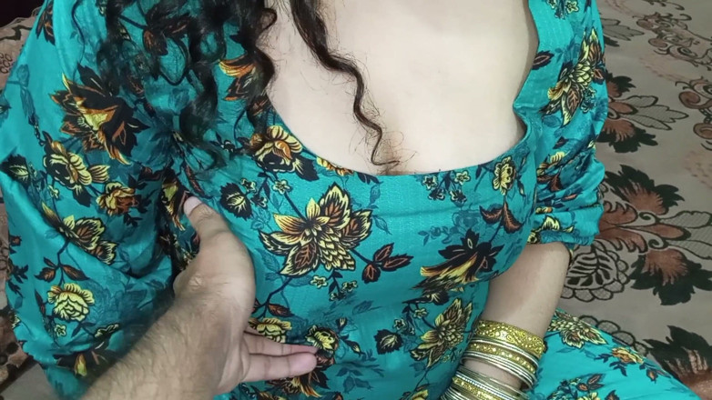 QueenbeautyQB: Sasur Bahu - Když konečně vyšla pravda (hindský zvuk)
