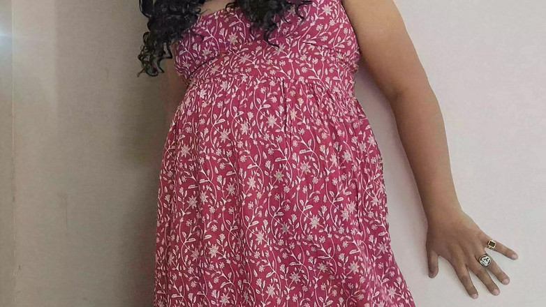 Indiansissychubby: Cette jolie tarte coquine adore le sperme et la baise