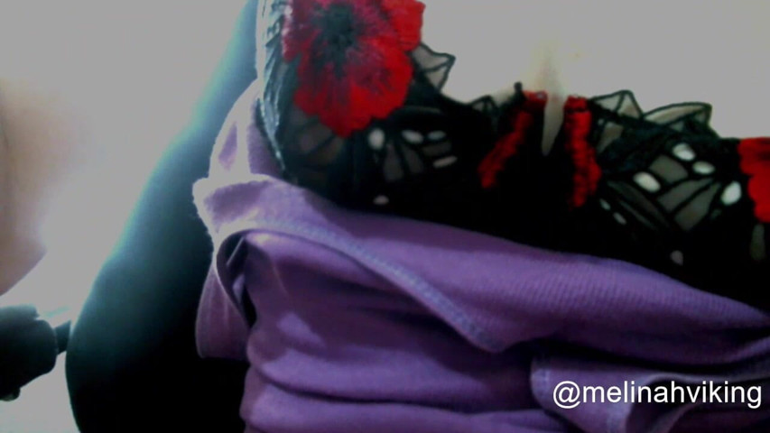 Vintage Devotee Cam Tease (Melinah Viking) Vintage Devotee Cam Tease (Melinah Viking)