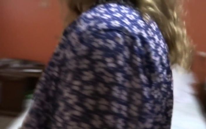Ardientes69: Bela cunhada se mostra enquanto eu me masturbo na frente...