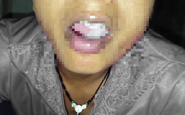 Bangala bhabhi: 射在嘴里德西村哥热辣主交和射在嘴里