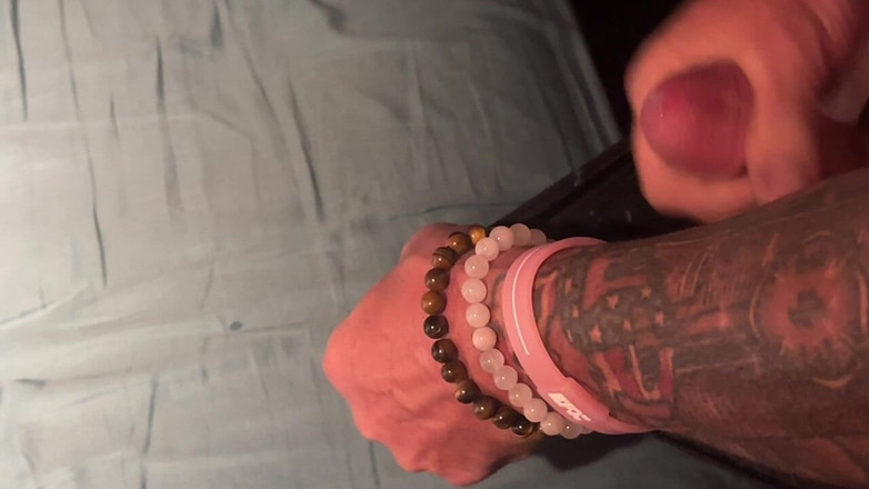 Tatted Daddy: Corrida de masturbación