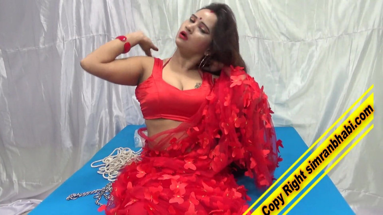 Sexwithsimran: Związany Simran Bhabhi ostro zerżnięty w łóżku