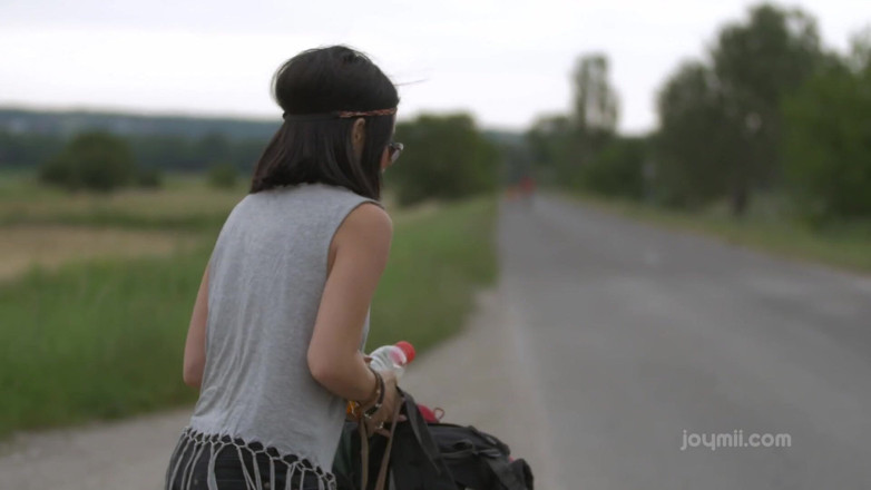 Joymii: Joymii - un homme trompe sa femme par cette auto-stoppeuse sexy