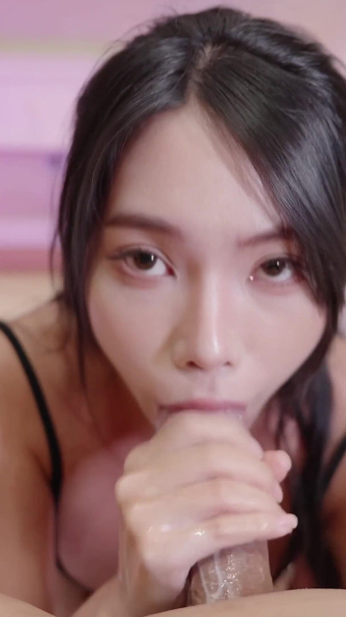 Miuzxc: Asian Babe Miuzxc Messy Sloppy Blowjob &amp; Massive Squirt Doggy Session