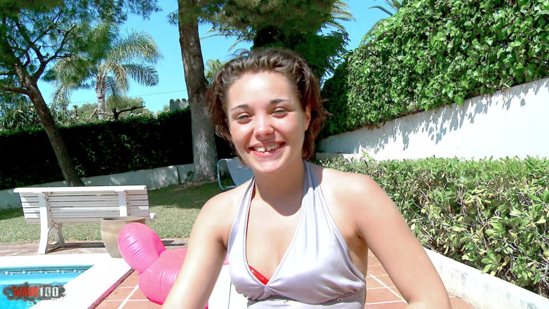 MMM100: Tania Dola: Sexy video rozhovor s Tania Dola