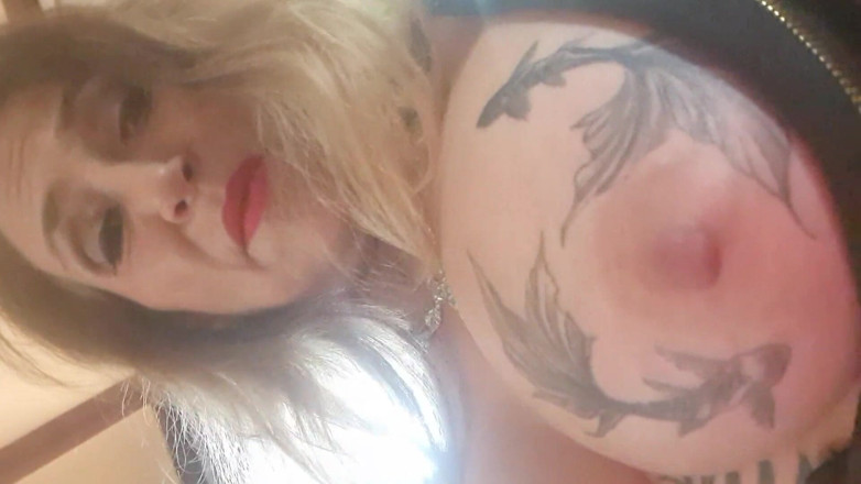 Melissa Johnson: Melissa Johnson Is a Jealous Stepmom, Who Needs Your Mouth...