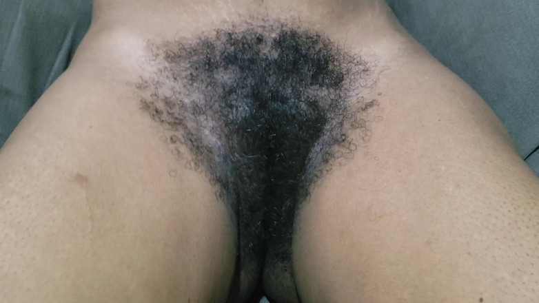 Lovemina: Incredibile figa miLF calda troppo movimento e il suo peloso...