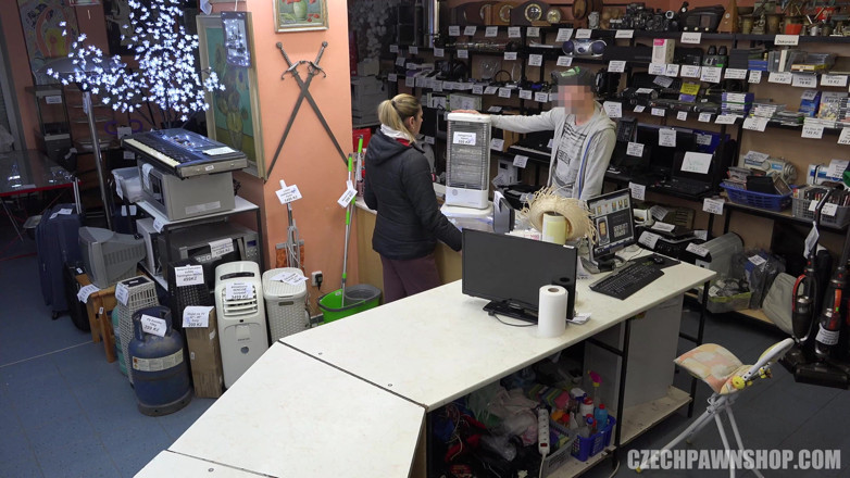 Czech Pawn Shop: Český zastavárna 2 služka s bonusovým šukáním