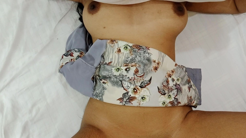 Evasexy02: Awek kolej digoda oleh Profesor