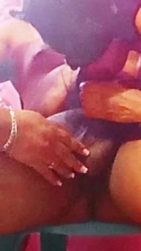 Seks threesome sama ibu tiriku dan saudara tiriku