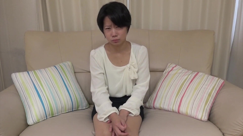 Japan Lust: Tímida pequeña japonesa milf chilla de placer durante el sexo