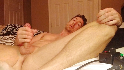 Big Daddy Dommmm: Oiling up and starting to play jan 12 part 1