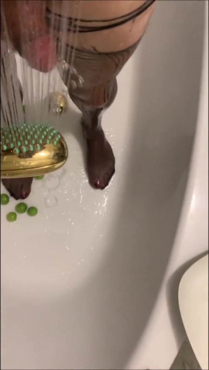 cd_aysemmm: My First Anal Experience He Poured All His Seed Inside...