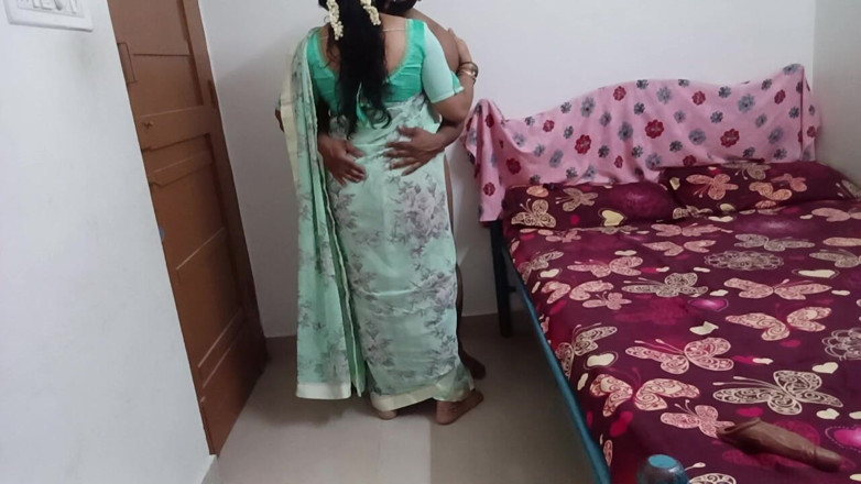 Muruga: Une tatie sexy en sari vient baiser avec moi