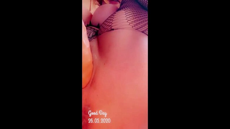 Mistressrola: Kırbaç amcık götte dildo parmaklıyor