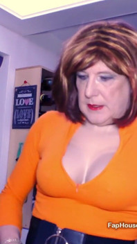 Il grande cazzo della trans lucy brillante distruzione anale senza preservativo del suo toy boy