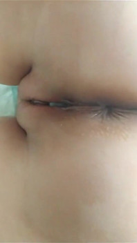 MILF Asked to Remove the Condom and Fill Her Pussy with Sperm
