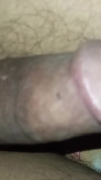New Video 2025 Romantic Teen Girl Cums Like a Fountain