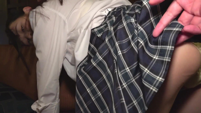 Strix: Tsubomi - стиль без презерватива - 17-річна мила студентка робить сердечне зізнання менеджеру!