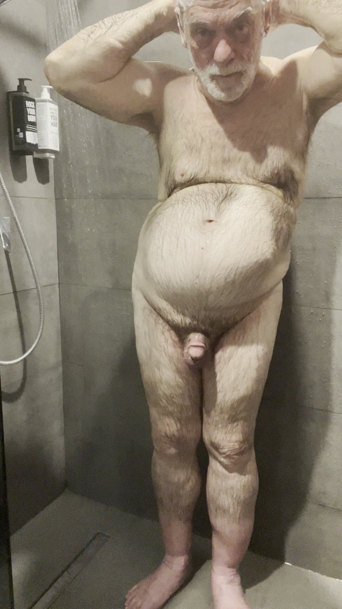 Coach Karl dude lodge: 2026 Ziua Dușului de Sfântul Valentin 3