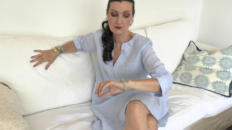 Lady Victoria Valente: Ontmoeting bij stiefmoeder, wachtend op stiefzoon, kijk naar fetisj, lady...