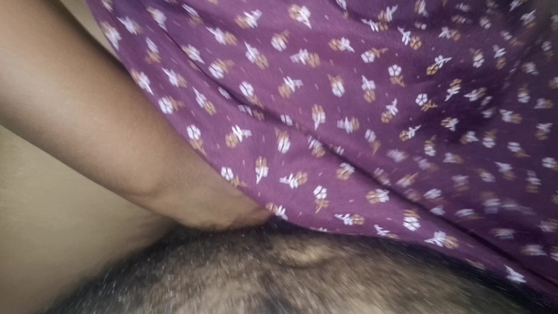 Ilakkiya: Chenniai Jízda v domácnosti se sexy kouřením