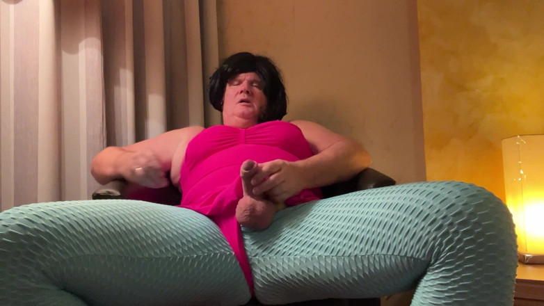 Nylon-Lottchen: Bingkap Yoga dengan Pakaian Renang