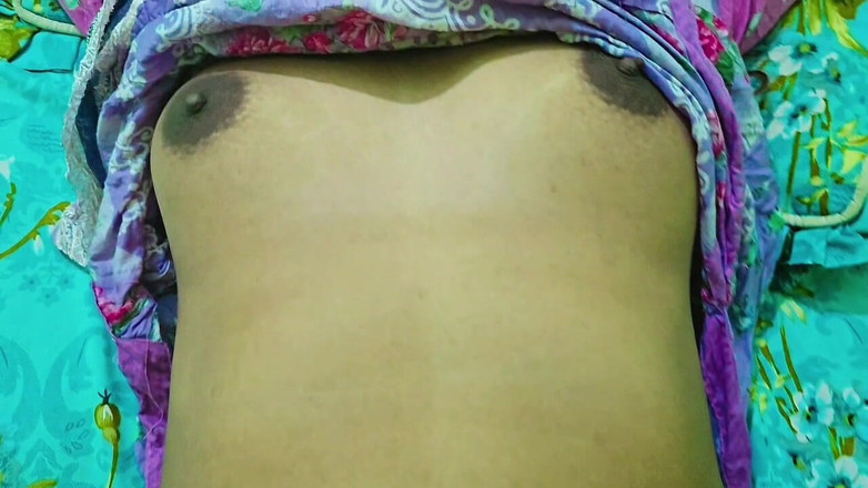 Faryal: 美丽的女朋友印地语话