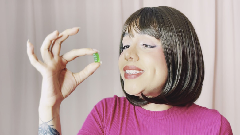 CoralTrip: 4k 巨人幻想 - 活着吞下