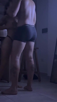 Dansar nakna, känner allt - sex efter fest