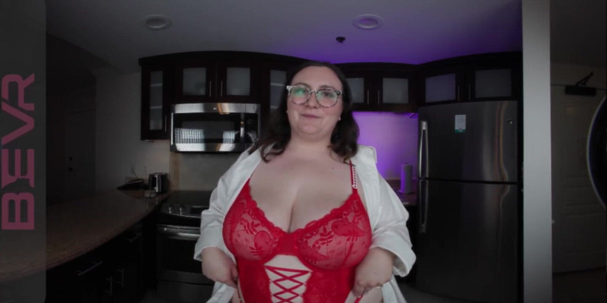 Blush erotica: Rach love - Flüstern in der küche - Blush erotica VR 2D umgebaut