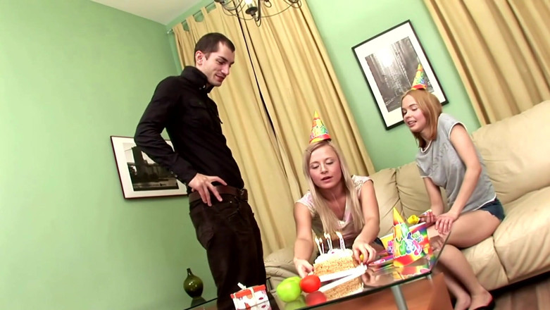 Radical: Teen threesome