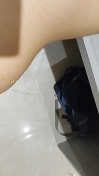 Yumruk zamanı anal seks için çok sıkı göt deliği