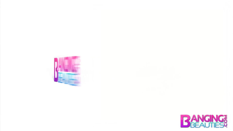 Banging Beauties: Francesca Le, Dana DeArmond, pluć, knebluje, ssie dużego kutasa