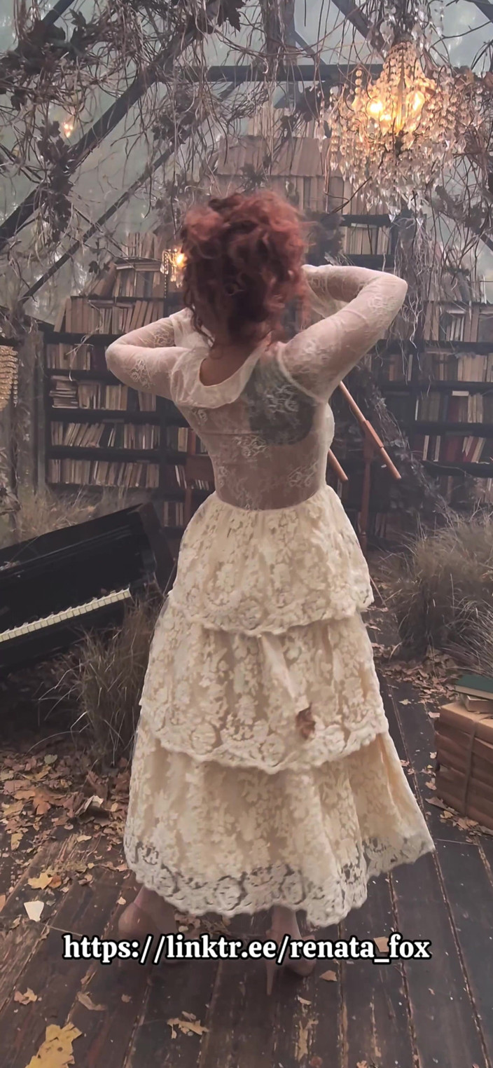 Renata Fox: A Beautiful Nymph in a Secret Garden