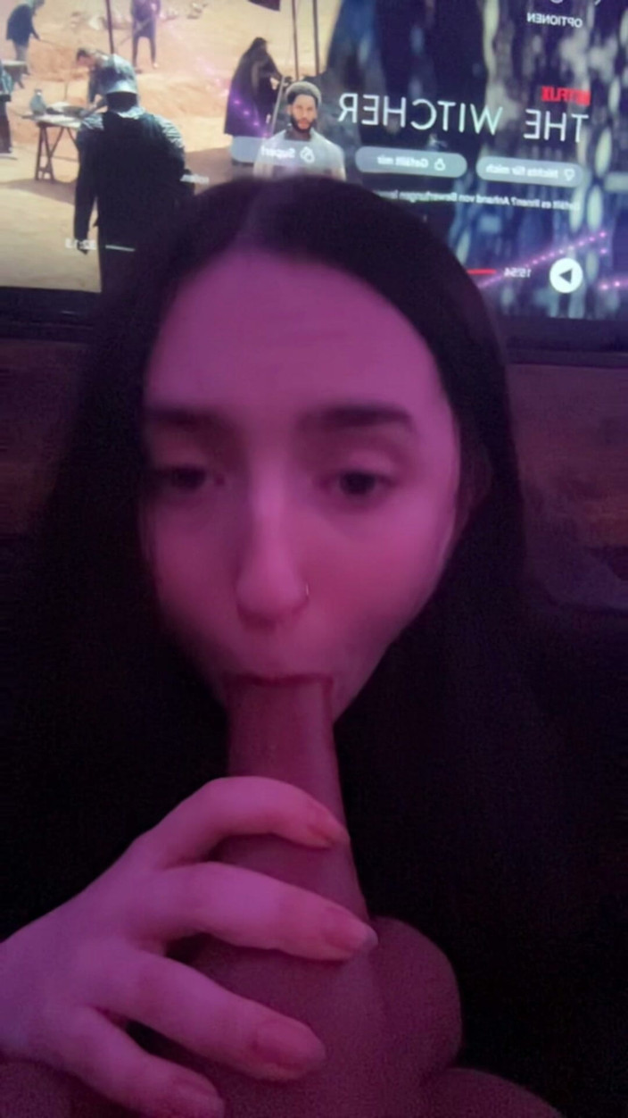 Joyliii: Joyliii Riding BBC Dildo