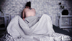 Goddess Misha Goldy: Mezi sténáním blaženého potěšení ze sexu - ponižujeme tě a smějeme...