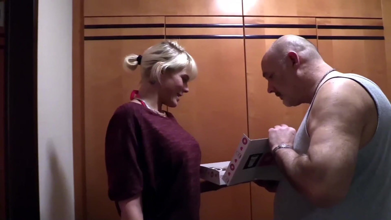 Pinkzilla Media: Room service - perverted sperm donut