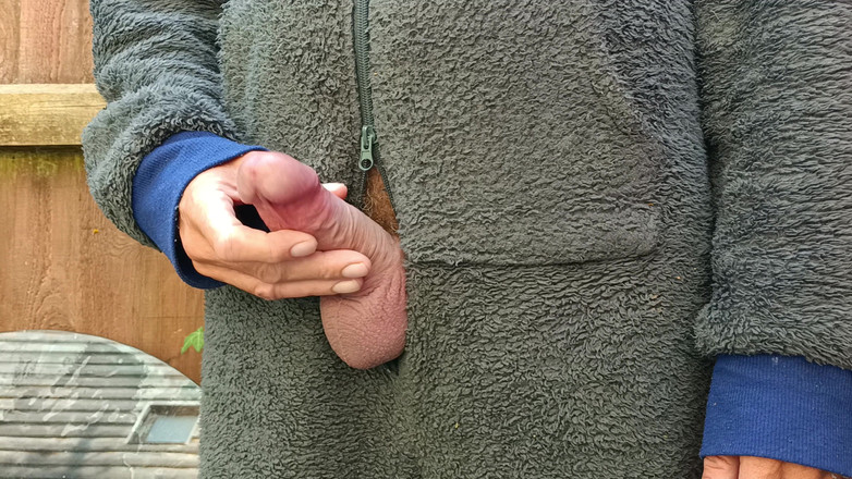 Rockardglans: Kontol besar yang belum disunat menahan dan muncrat, onesie wank...