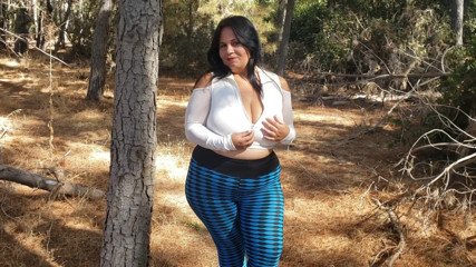 Riderqueen: Stepmom white walking forest big ass