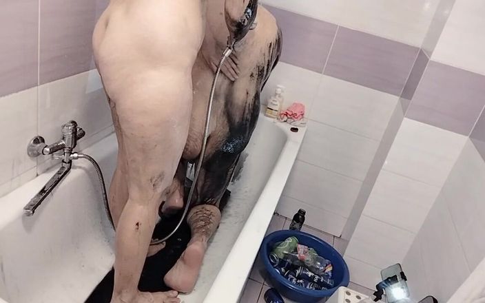 Amateur_MS: Amateur Couple Takes a Bath, Wife with Hairy Pussy, Big...
