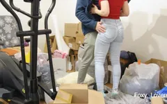 A Blonde with No Money Needs to Pay Bills for Moving From Her Ex-husband