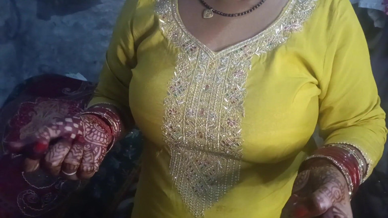 Veermati: ในคืนที่ Karva Chauth แม่เลี้ยงโดนลูกเลี้ยงชายเลียหีและโดนเย็ดตูดอย่างหนัก