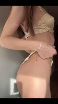 Naked Thursday with Alinka Sweet‍‍
